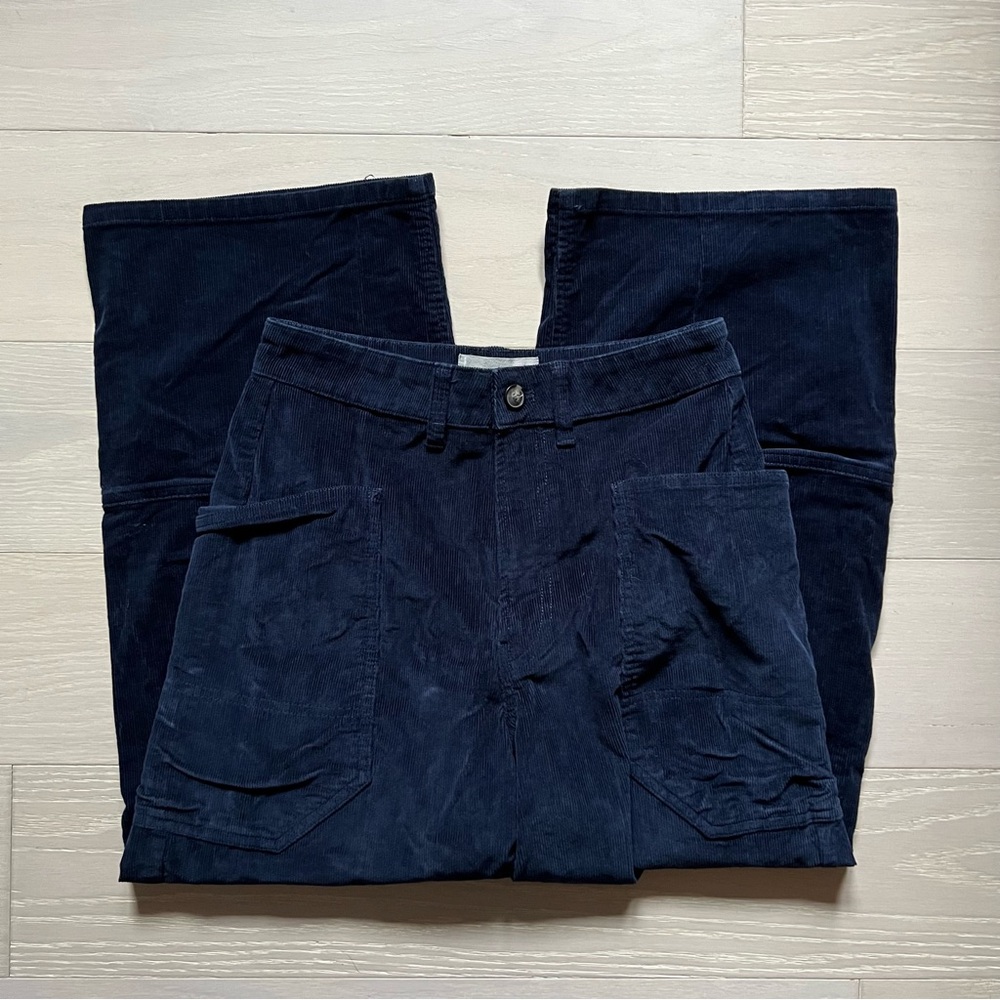 Everlane Corduroy Cargo Pocket Pants in Blue